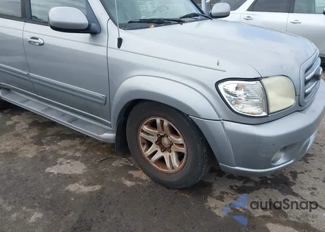 2004 Toyota Sequoia Limited V8 z USA, uszkodzony, nr VIN 5TDBT48A24S212258